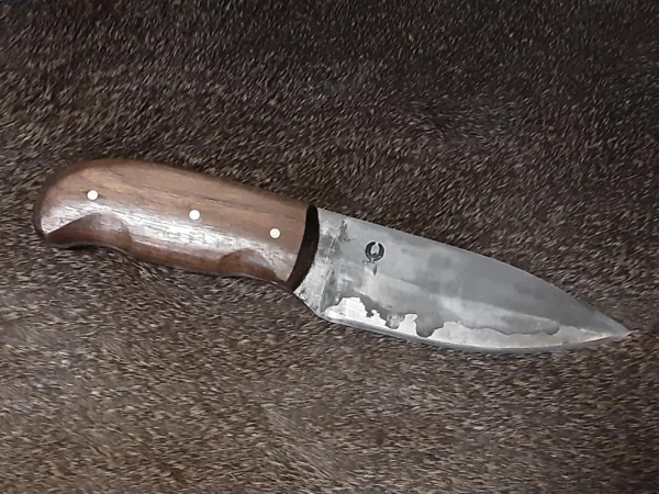 Go Mai Damascus Knife with Walnut Handle