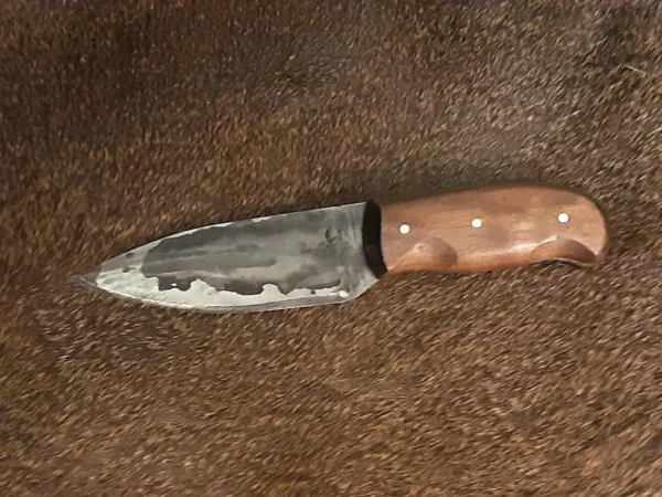 Go Mai Damascus Knife with Walnut Handle - Image 3