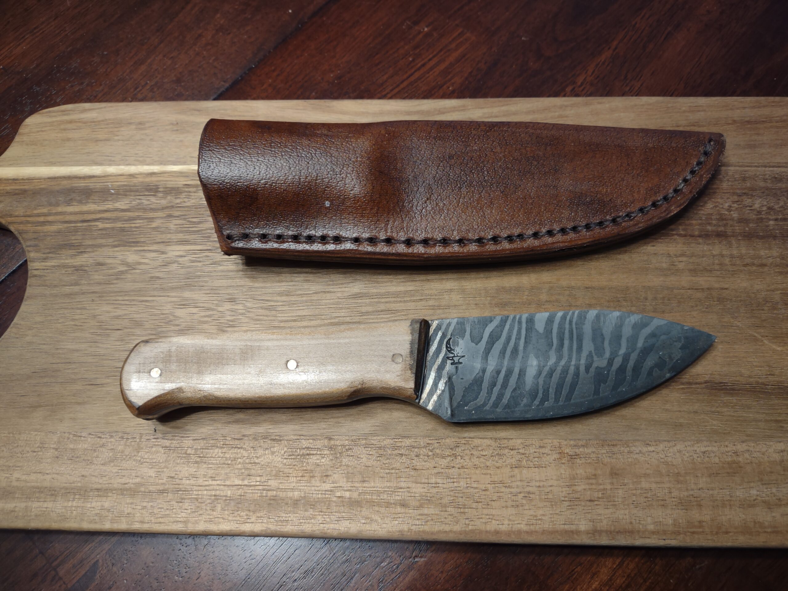 10 Layer Twister Pattern Damascus Skinner