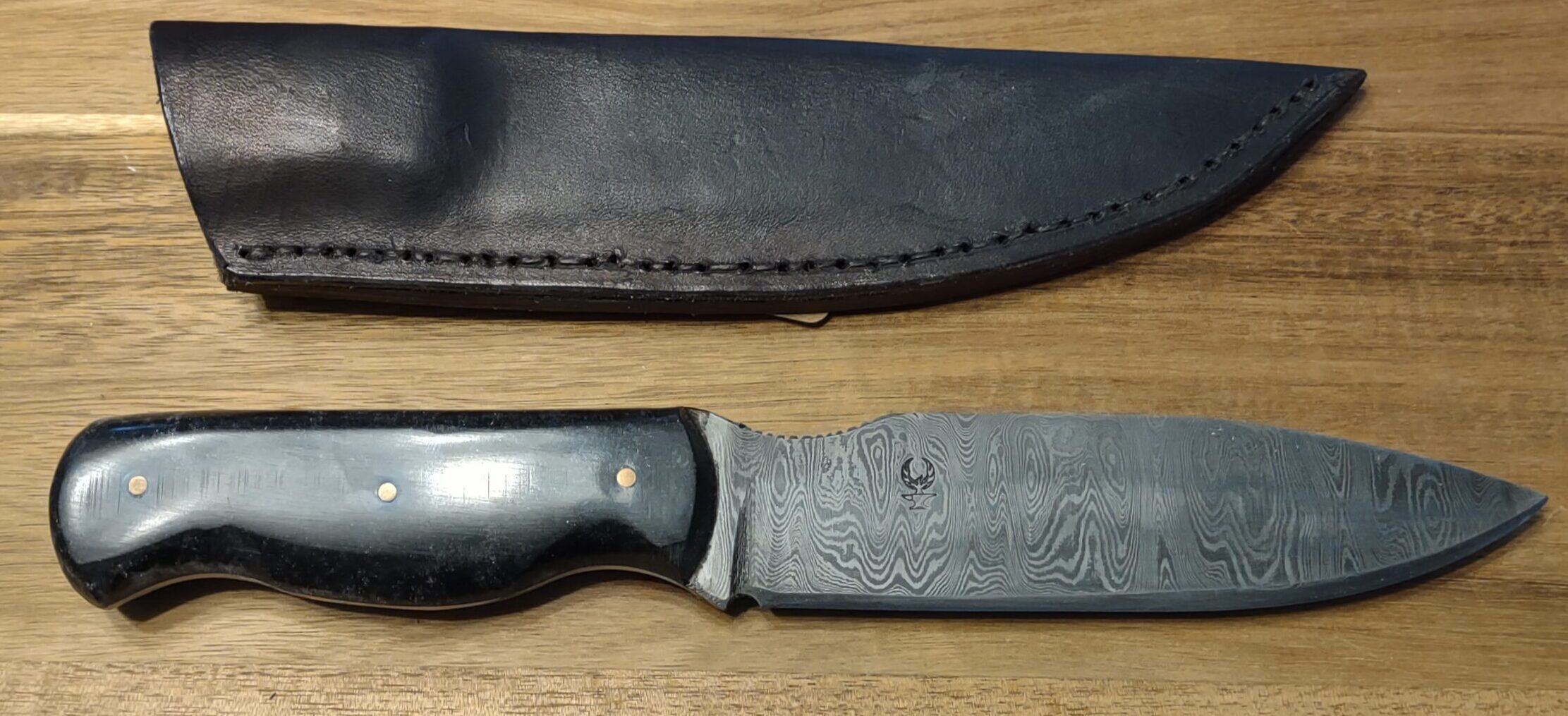 200 Layer Ladder Pattern Damascus knife