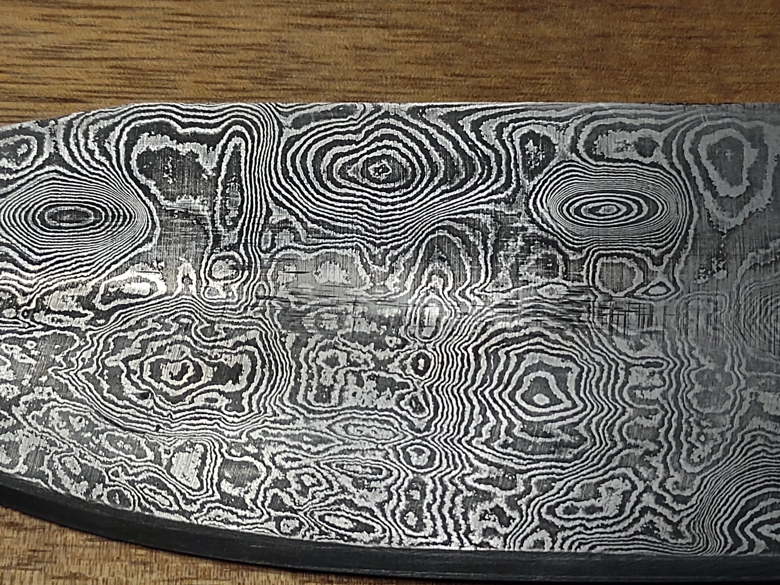 128 Layer Raindrop Pattern Damascus Bowie Inspired Knife - Image 5